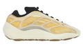 Adidas Yeezy 700 V3 – Lace-Up Sneaker
