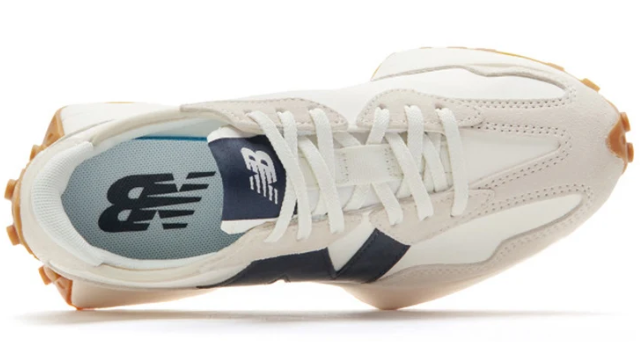 New Balance 327 – 'Moonbeam Outerspace' (WS327KB)