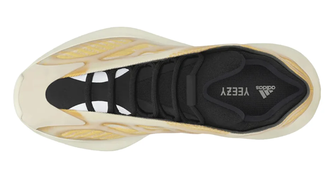 Adidas Yeezy 700 V3 – Lace-Up Sneaker