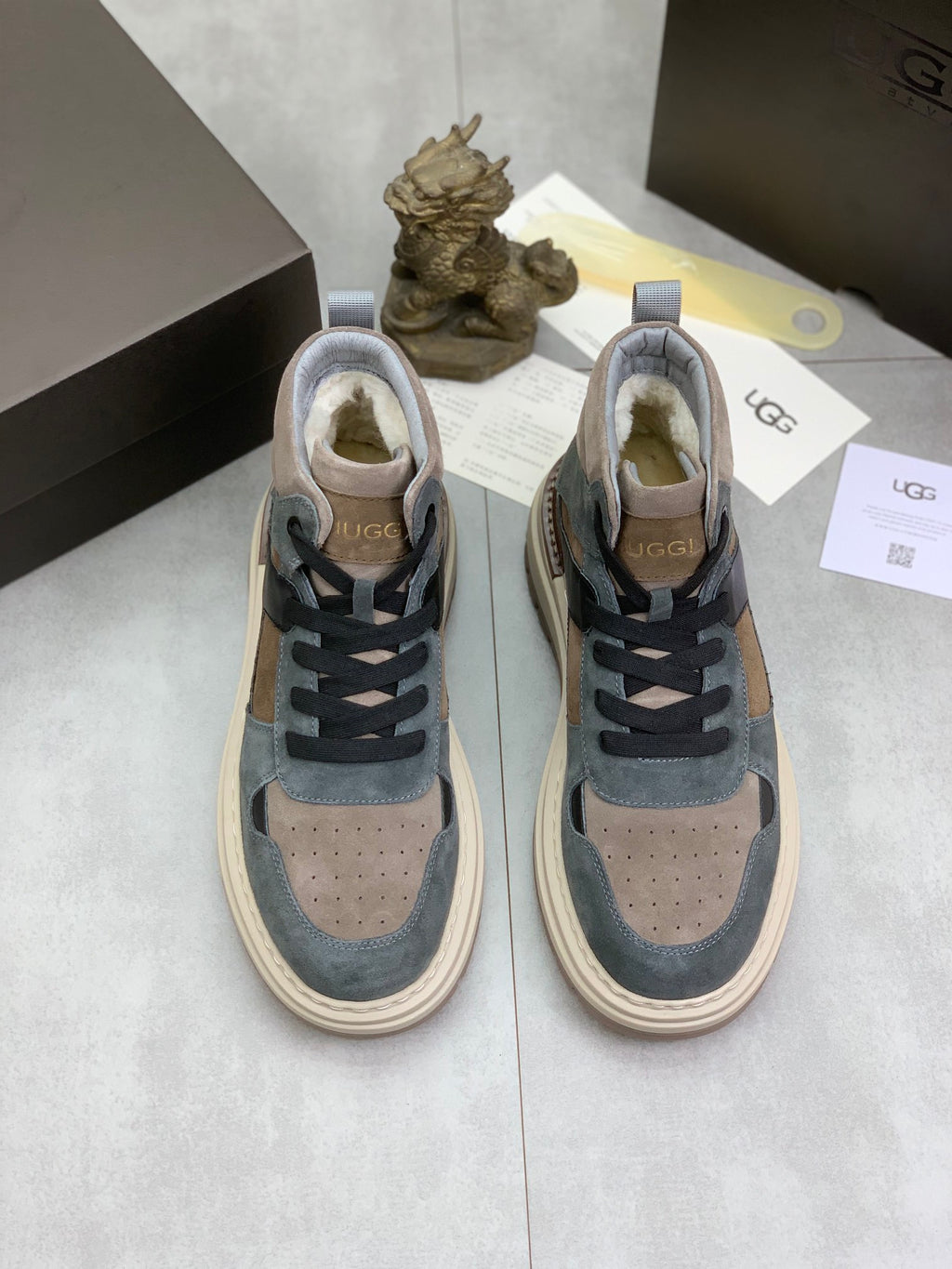 UGG Men's High-Top Trail Sneaker Boot — Slate Blue / Taupe