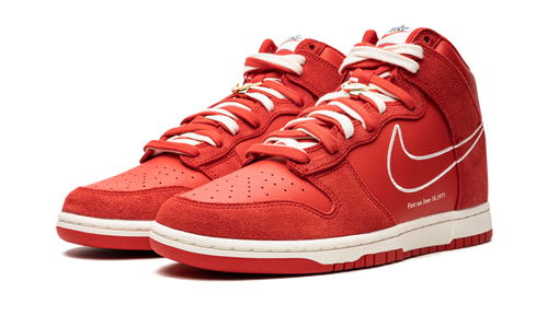 Dunk Hi SE "First Use" DH0960 600